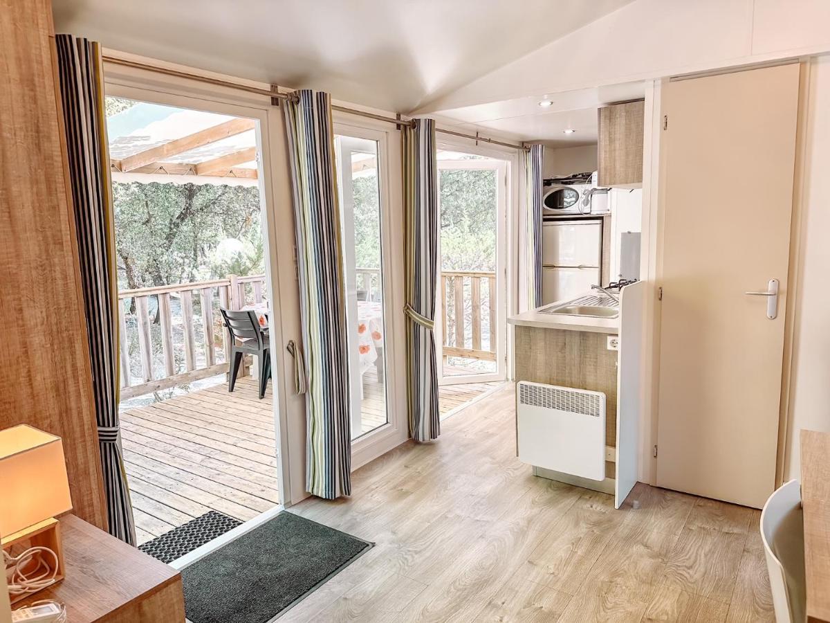 3 Bedroom Chalets Camping Lei Suves - Joycasa Roquebrune-sur Argens Kültér fotó